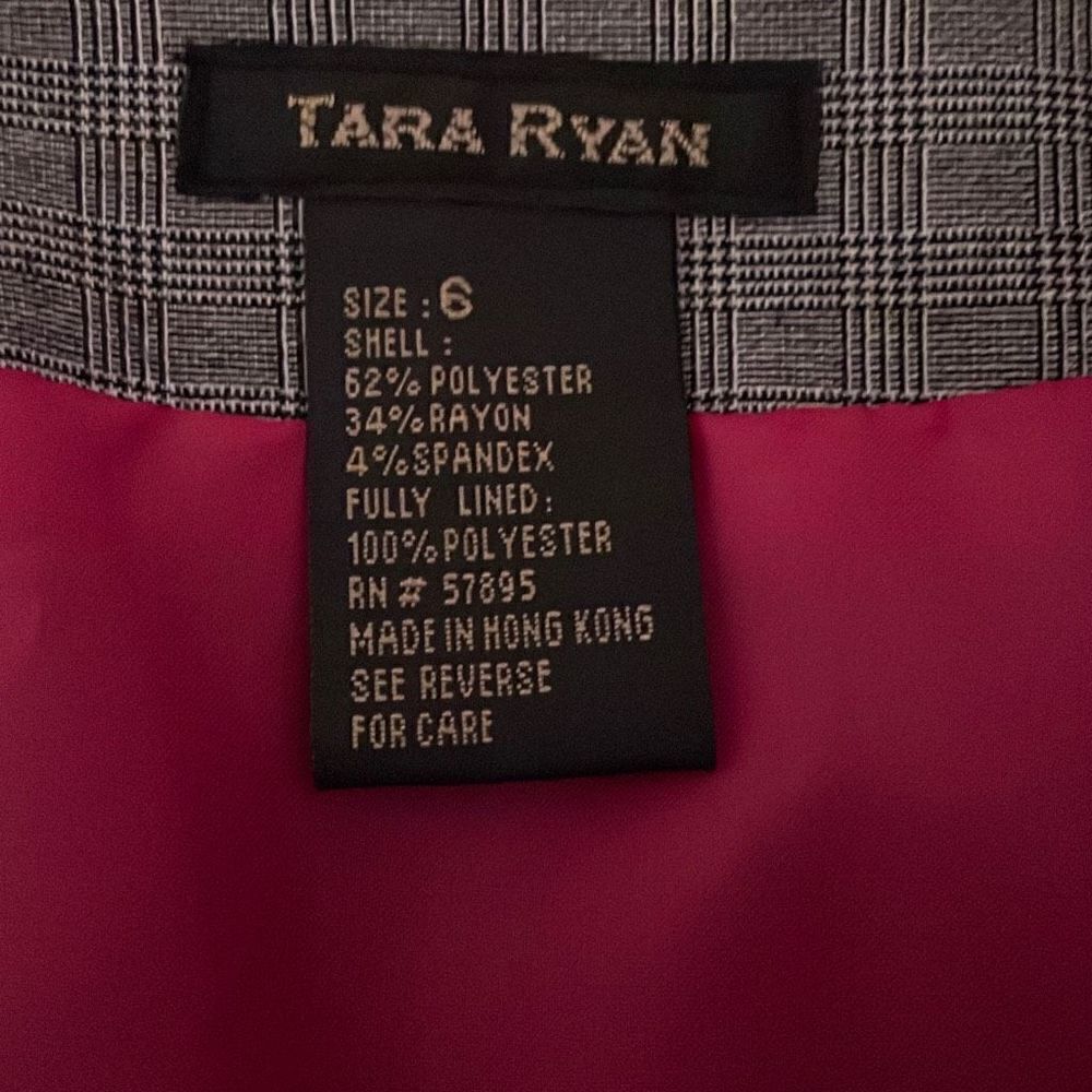 Tara Ryan Gray Skirt - 6 - Picture 4 of 5